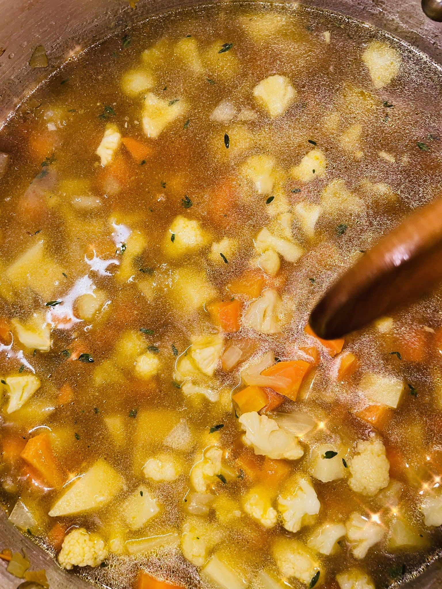 Chicken Pot Pie Soup 🥧